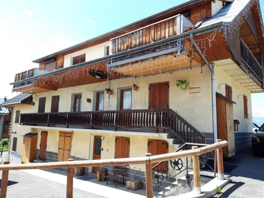 Appartement Albiez-Montrond, 2 pièces, 5 personnes - FR-1-618-7 Rue d'en Haut Chef Lieu, 73300 Albiez-Montrond