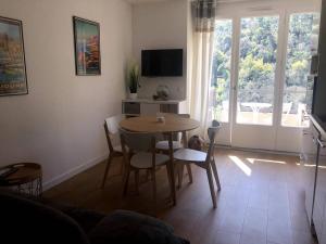 Appartement Amélie-les-Bains-Palalda, 2 pièces, 2 personnes - FR-1-659-2