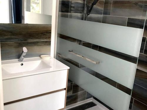 Appartement Amélie-les-Bains-Palalda, 2 pièces, 2 personnes - FR-1-659-82
