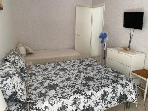 Appartement Amélie-les-Bains-Palalda, 2 pièces, 2 personnes - FR-1-703-122