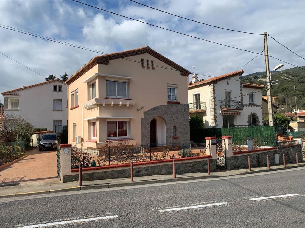 Appartement Amélie-les-Bains-Palalda, 2 pièces, 2 personnes - FR-1-703-148 29 avenue du Dr Bouix Villa clair soleil- Appt n°1, 66110 Amélie-les-Bains-Palalda