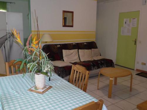Appartement Amélie-les-Bains-Palalda, 2 pièces, 2 personnes - FR-1-703-2