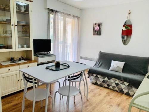 Appartement Amélie-les-Bains-Palalda, 2 pièces, 2 personnes - FR-1-703-5