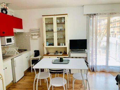 Appartement Amélie-les-Bains-Palalda, 2 pièces, 2 personnes - FR-1-703-5