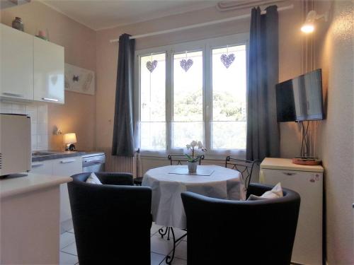 Appartement Amélie-les-Bains-Palalda, 2 pièces, 2 personnes - FR-1-703-51