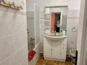 Appartement Amélie-les-Bains-Palalda, 2 pièces, 2 personnes - FR-1-703-83