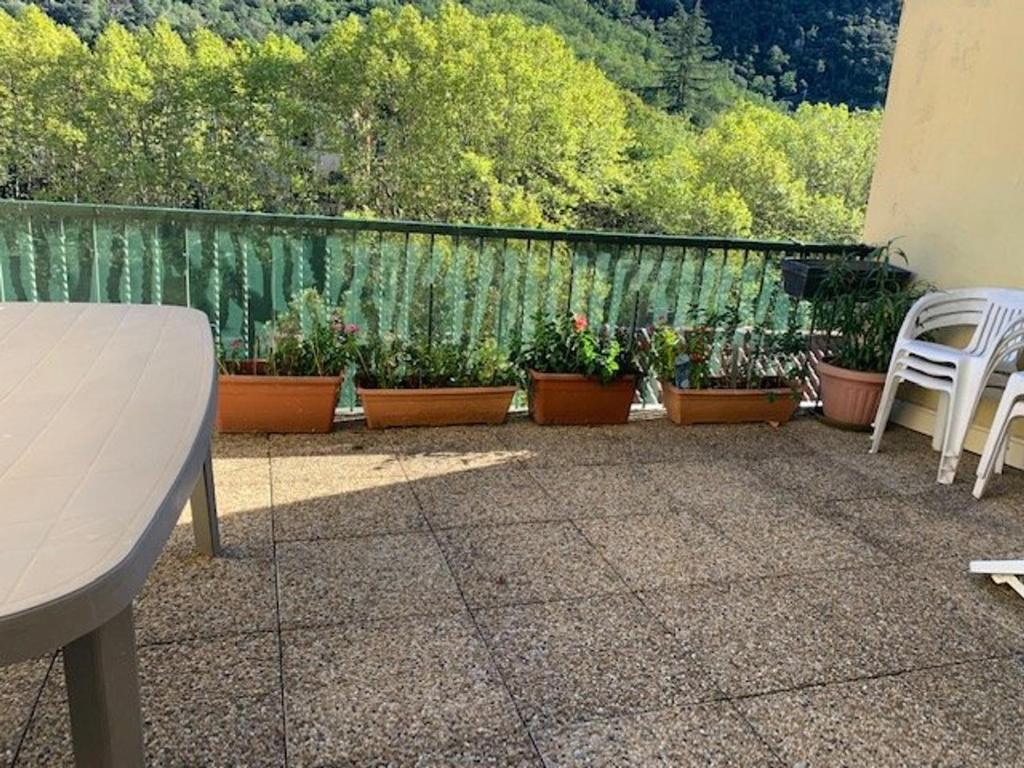 Appartement Appartement Amélie-les-Bains-Palalda, 2 pièces, 3 personnes - FR-1-703-114 21 rue des Thermes 2me étage à droite 66110 Amélie-les-Bains-Palalda