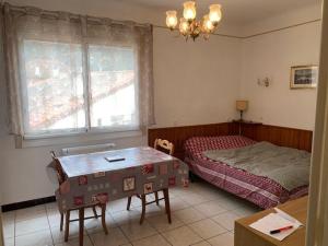 Appartement Amélie-les-Bains-Palalda, 2 pièces, 3 personnes - FR-1-703-144