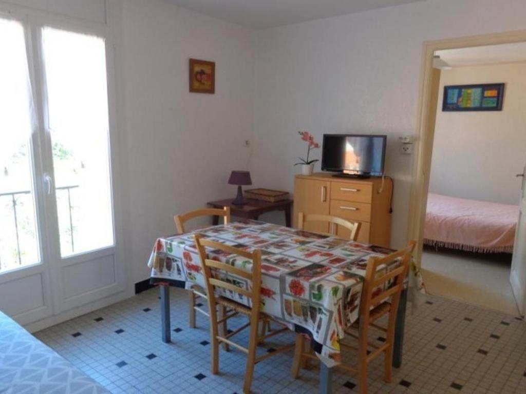 Appartement Amélie-les-Bains-Palalda, 2 pièces, 4 personnes - FR-1-703-102 15 Rue Castellane Résidence Saint Benoît - RDC - Apt N°4, 66110 Amélie-les-Bains-Palalda