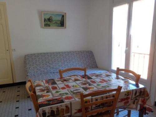 Appartement Amélie-les-Bains-Palalda, 2 pièces, 4 personnes - FR-1-703-102