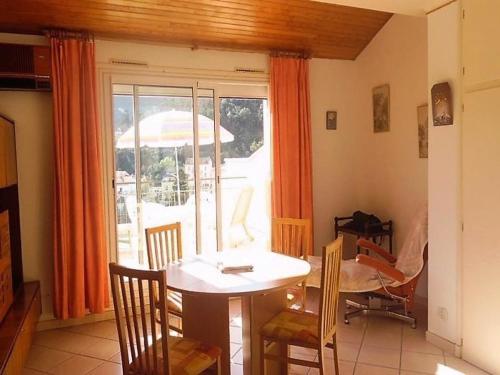 Appartement Amélie-les-Bains-Palalda, 2 pièces, 4 personnes - FR-1-703-27