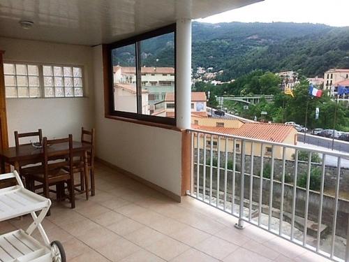 Appartement Amélie-les-Bains-Palalda, 2 pièces, 4 personnes - FR-1-703-44