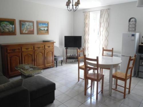 Appartement Amélie-les-Bains-Palalda, 3 pièces, 4 personnes - FR-1-703-88