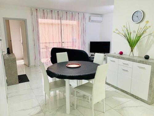 Appartement Amélie-les-Bains-Palalda, 3 pièces, 6 personnes - FR-1-703-112