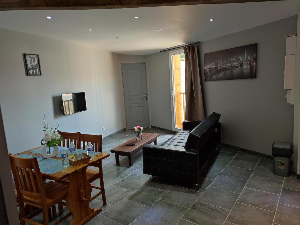 APPARTEMENT ANCELLE 05260 Ancelle