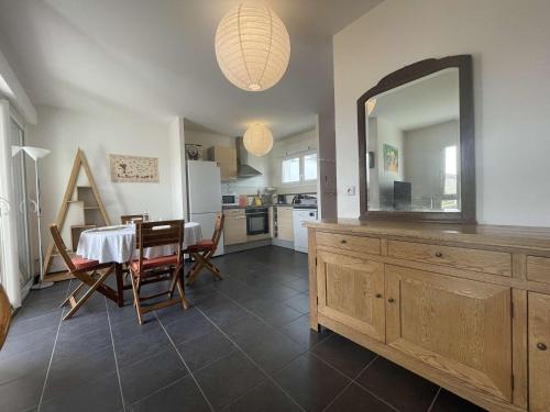 Appartement Angoulins, 3 pièces, 5 personnes - FR-1-246-614