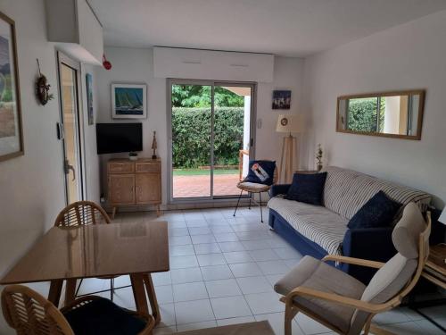 Appartement Arcachon, 2 pièces, 2 personnes - FR-1-433-91