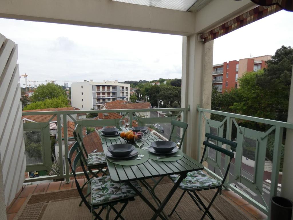 Appartement Arcachon, 2 pièces, 4 personnes - FR-1-374-172 13 Rue Regnault résidence Capella 4éme etage appt 403, 33120 Arcachon