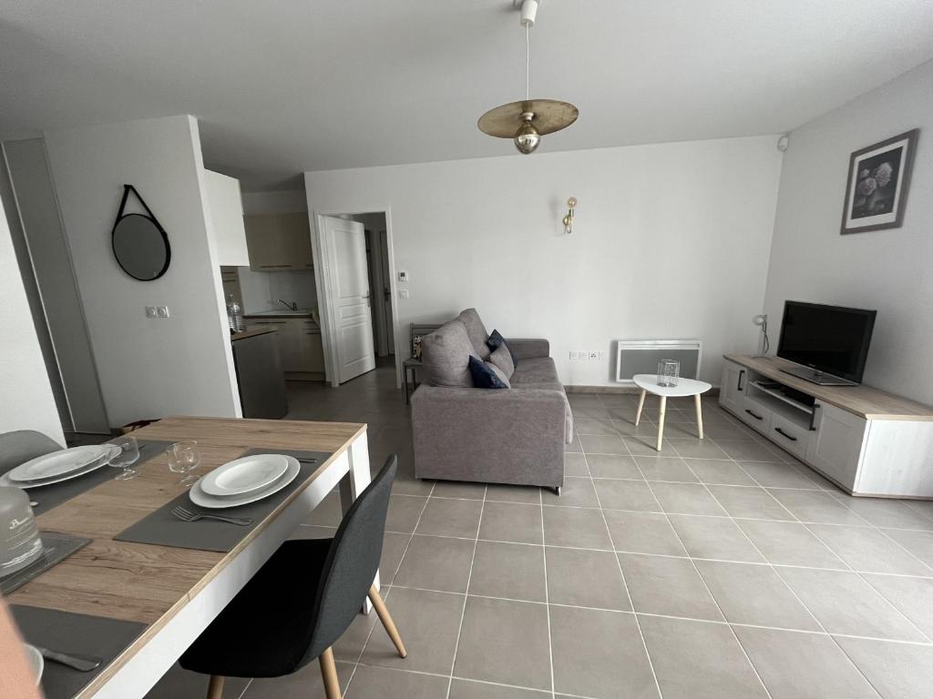 Appartement Arcachon, 2 pièces, 4 personnes - FR-1-374-194 4 Rue Léon Cigarroa résidence villa d'arguin 1ER ETAGE appa n°6, 33120 Arcachon