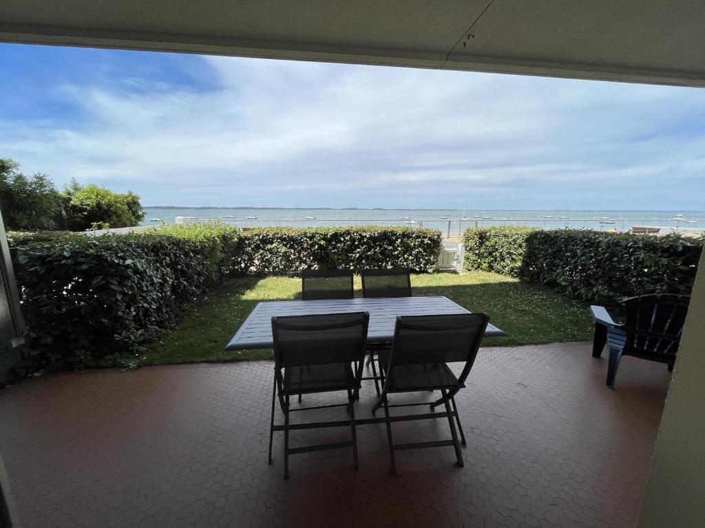 Appartement Arcachon, 2 pièces, 4 personnes - FR-1-374-2 53-55 Bd De L'Océan - Les Caravelles - Rdc Parking N°82 Et 83 -, 33120 Arcachon