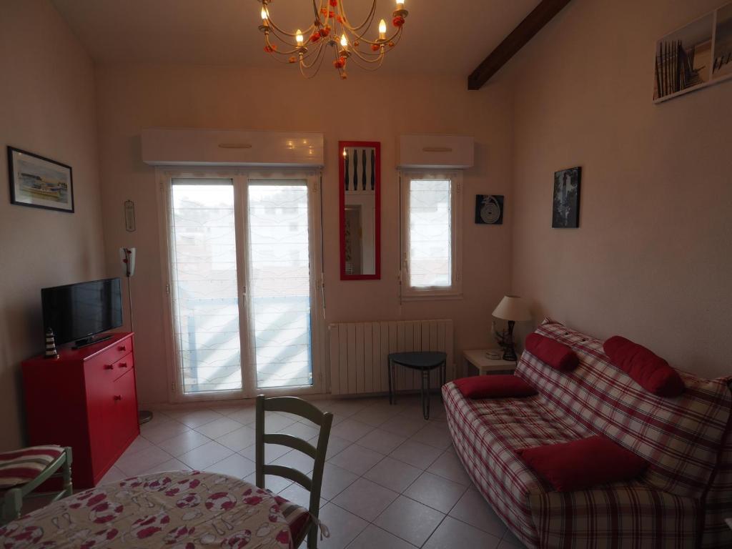 Appartement Arcachon, 2 pièces, 4 personnes - FR-1-474-118 76 cours Lamarque de Plaisance résidence la petite sophie apt 11, parking 3, 33120 Arcachon