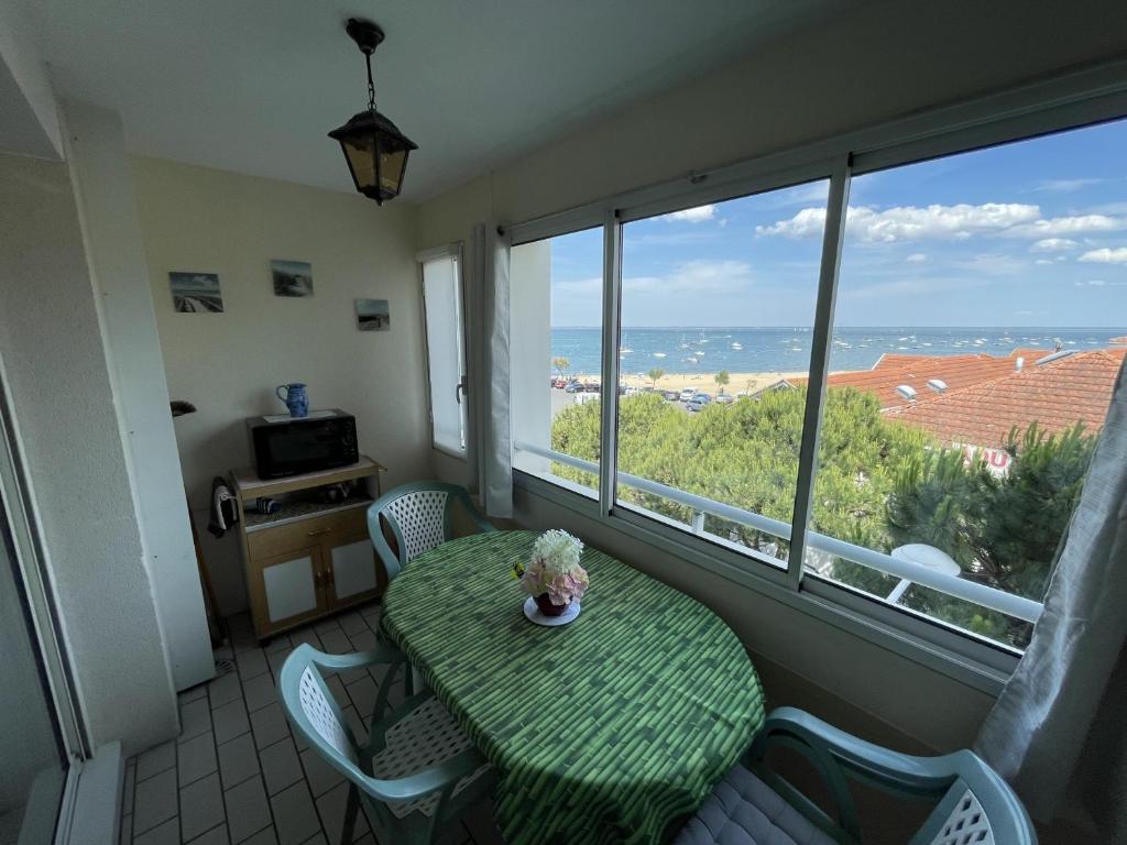 Appartement Arcachon, 2 pièces, 4 personnes - FR-1-474-212 6 rue du professeur Joliet Résidence Château Deganne 3 n°6, 33120 Arcachon