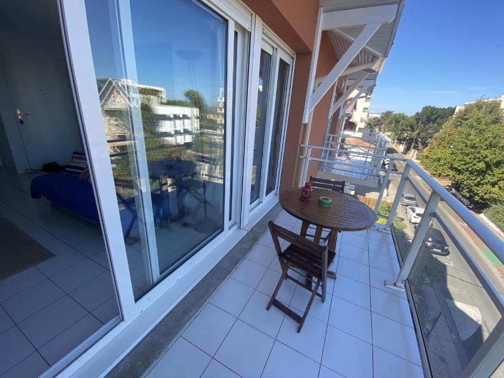 Appartement Arcachon, 2 pièces, 4 personnes - FR-1-474-76 370 bld de la plage res louise marie 3e etage, 33120 Arcachon