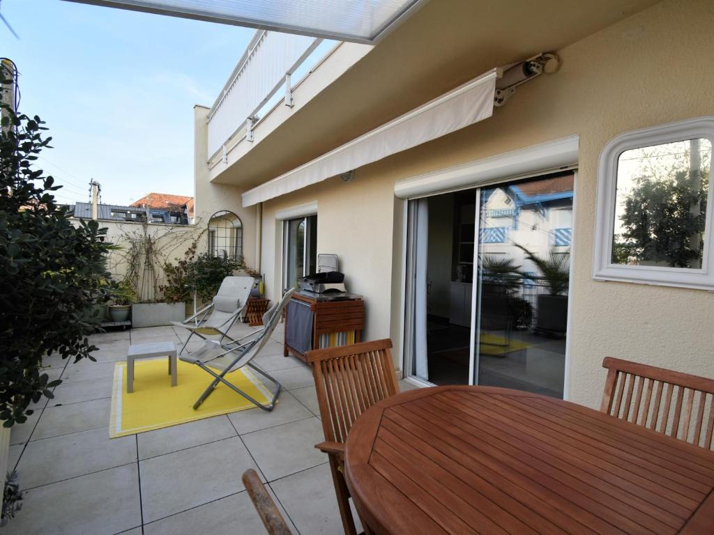 Appartement Arcachon, 3 pièces, 4 personnes - FR-1-420-87 12 rue du Docteur Da Cruz Texeira Résidence: Palm Beach, 33120 Arcachon
