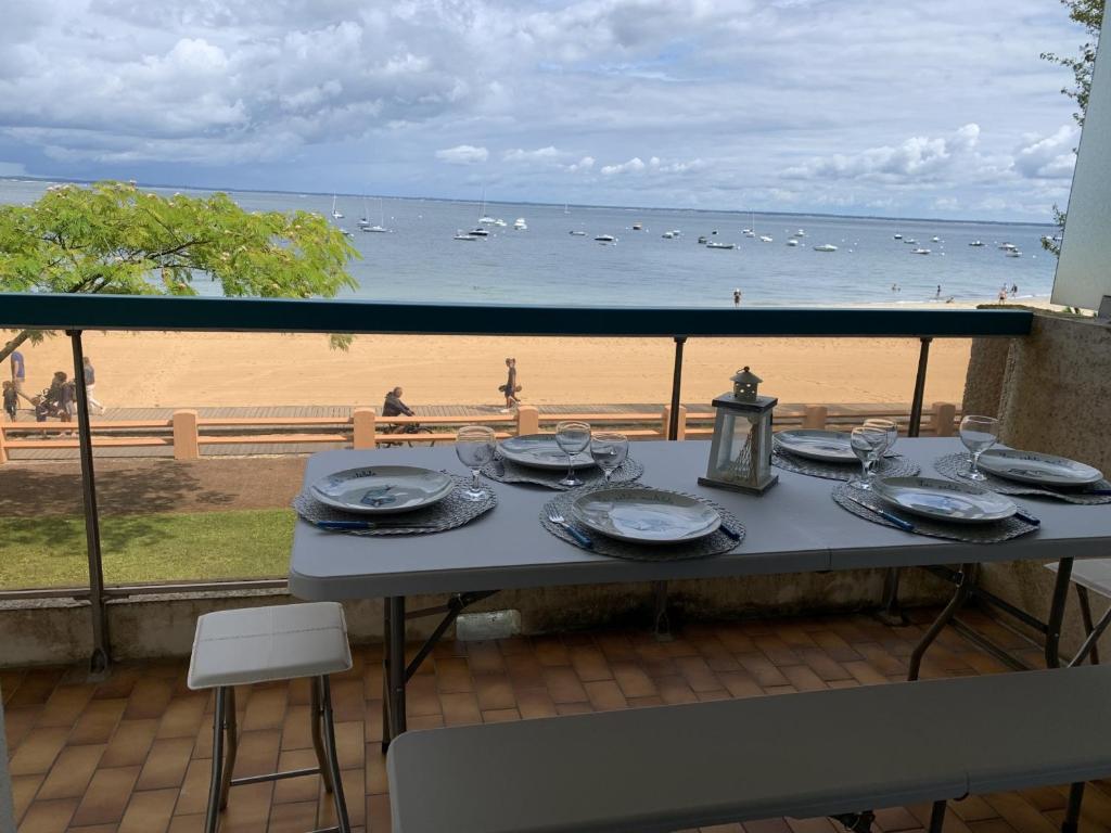 Appartement Arcachon, 3 pièces, 6 personnes - FR-1-374-179 bd de la plage,residence Eugénie n°103 - 1 er étage pkg 103, 33120 Arcachon
