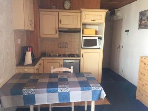 Appartement Arette, 1 pièce, 6 personnes - FR-1-602-108