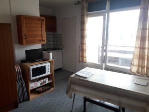 Appartement Arette, 1 pièce, 6 personnes - FR-1-602-77