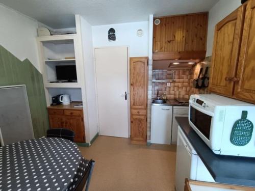 Appartement Arette, 2 pièces, 4 personnes - FR-1-602-25