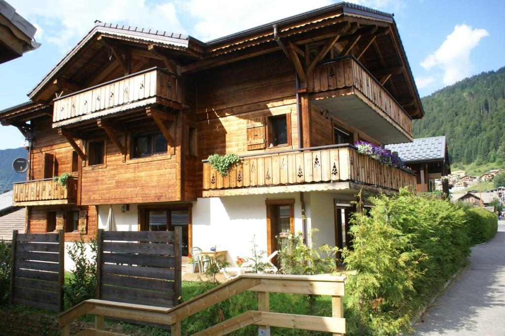Appartement Arette, 2 pièces, 4 personnes - FR-1-602-8