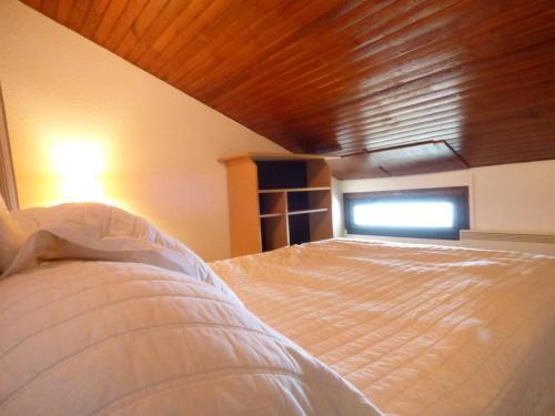 Appartement Arette, 2 pièces, 6 personnes - FR-1-602-83
