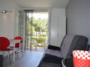 Appartement Appartement Argelès-sur-Mer, 1 pièce, 2 personnes - FR-1-225-235 RÃ©sidence Calypso - Boulevard De La MÃ©diterranÃ©e - Escalier C  Rez De ChausÃ©e  Appartement NÂ°10 66700 Argelès-sur-Mer Languedoc-Roussillon