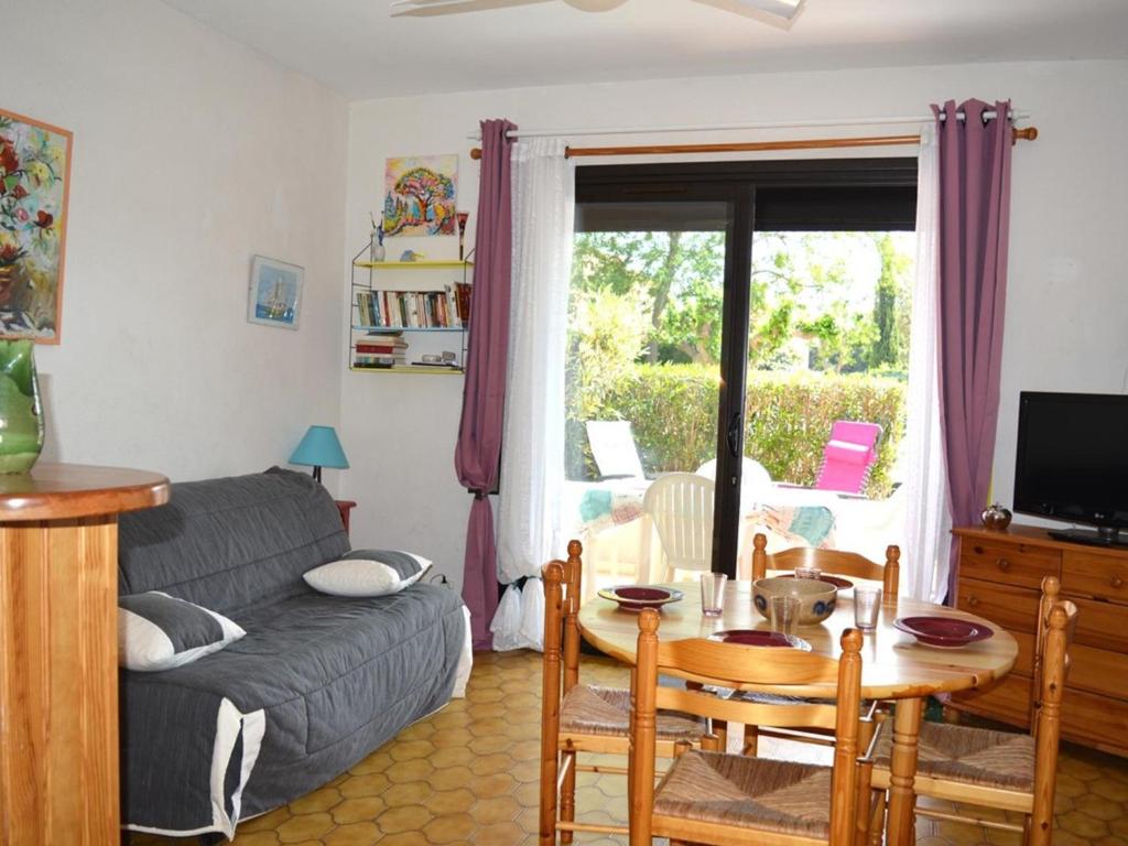 Appartement Argelès-sur-Mer, 1 pièce, 4 personnes - FR-1-225-114 RÃ©sidence Petit Baigneur - Avenue Du Tech - Rez De ChaussÃ©e Appartement NÂ°4, 66700 Argelès-sur-Mer