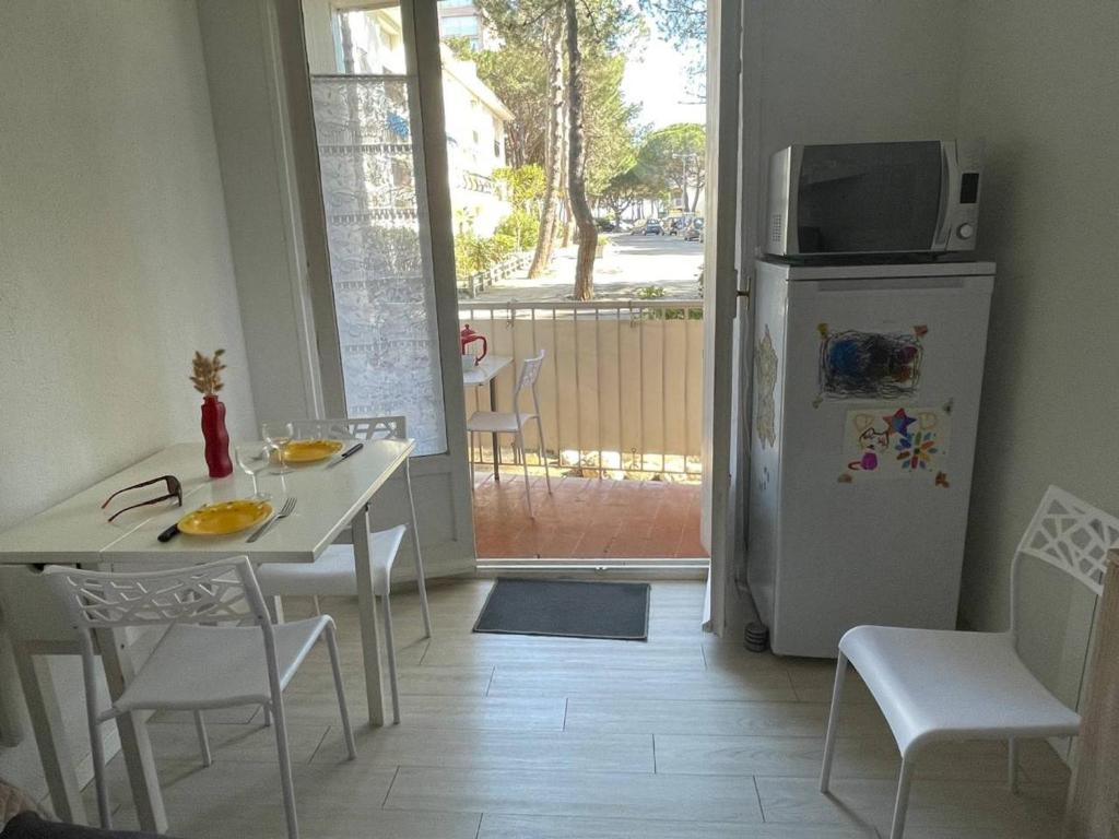 Appartement Appartement Argelès-sur-Mer, 2 pièces, 4 personnes - FR-1-225-728 35 Avenue de Catalogne Résidence LE BAHIA rdcà droite 66700 Argelès-sur-Mer