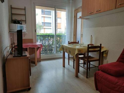 Appartement Argelès-sur-Mer, 2 pièces, 4 personnes - FR-1-225-729