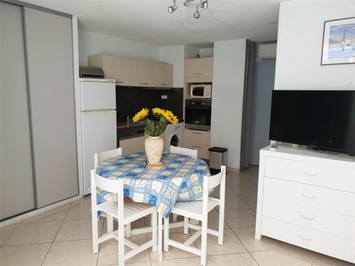 Appartement Argelès-sur-Mer, 2 pièces, 4 personnes - FR-1-388-107