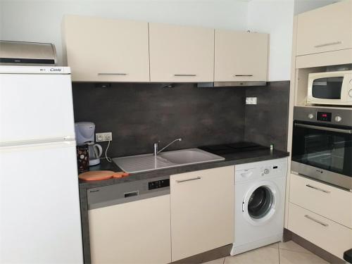 Appartement Argelès-sur-Mer, 2 pièces, 4 personnes - FR-1-388-107