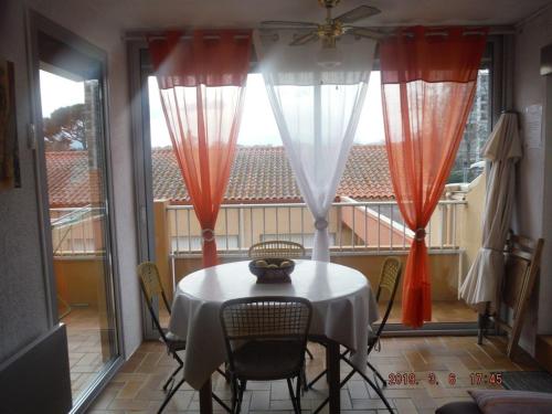 Appartement Argelès-sur-Mer, 2 pièces, 4 personnes - FR-1-388-12