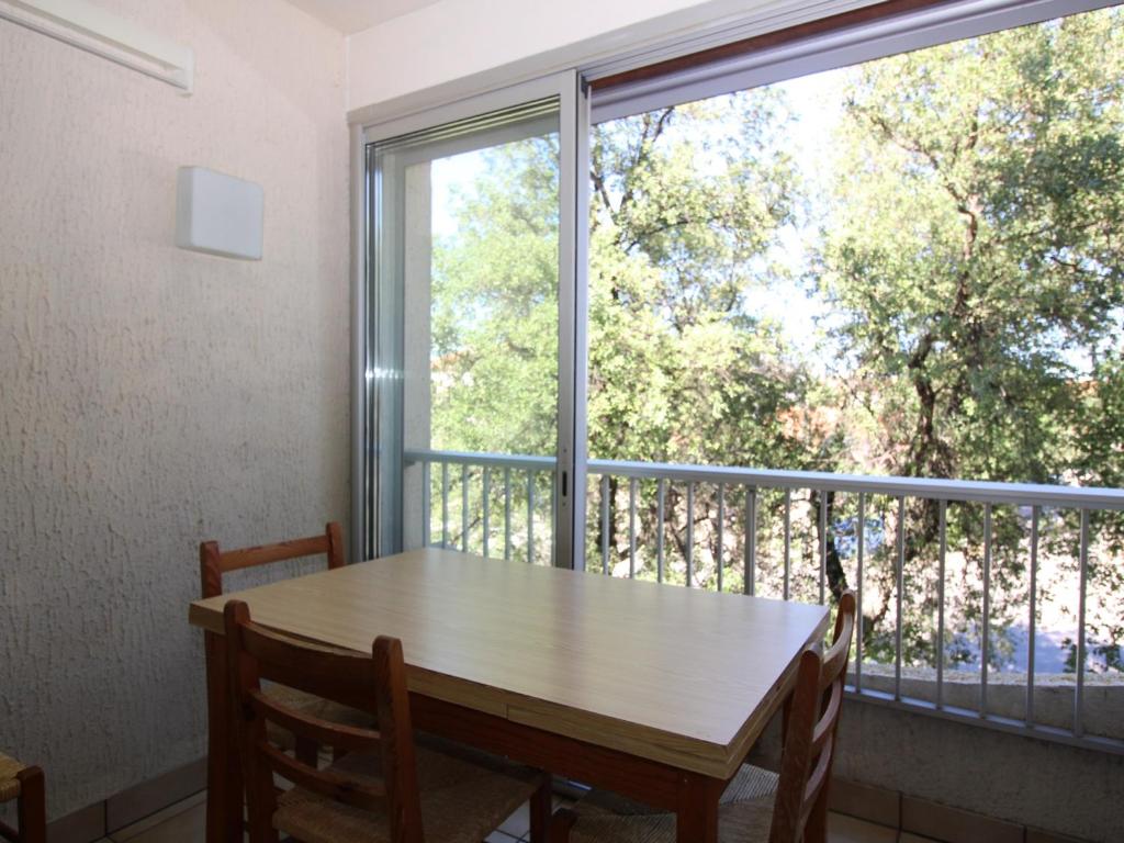 Appartement Appartement Argelès-sur-Mer, 3 pièces, 4 personnes - FR-1-309-335 527 Avenue du Tech Bât A appt 21 - 2 eme étage Résidence les Calanques 66700 Argelès-sur-Mer