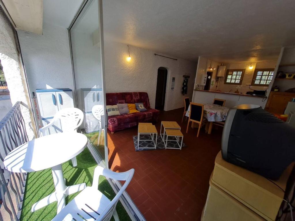 Appartement Appartement Argelès-sur-Mer, 3 pièces, 6 personnes - FR-1-225-724 Résidence Patios de la massane Delfine Verde Appartement 19 66700 Argelès-sur-Mer