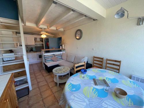 Appartement Argelès-sur-Mer, 3 pièces, 6 personnes - FR-1-225-767