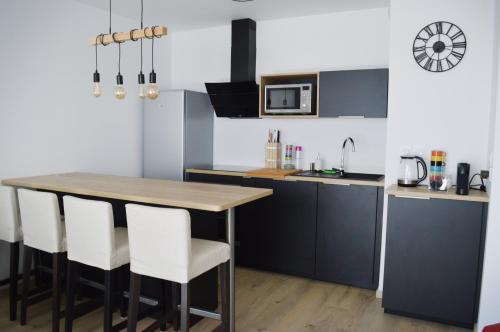 APPARTEMENT ARRADON / PROCHE MER / TOUT ÉQUIPÉ