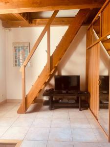 Appartement atypique au cœur du village