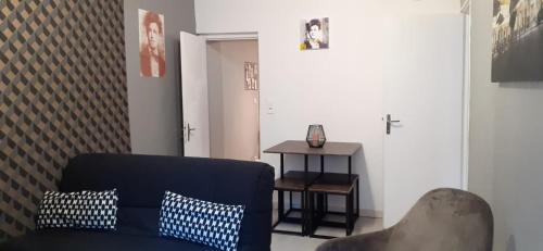 Appartement atypique proche theatre place ducale