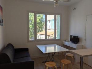 Appartement au cœur de cassis vue sur le parc