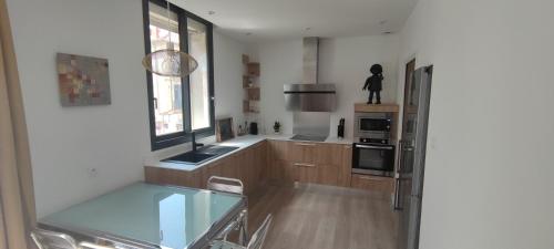 Appartement au centre du monde selon Dali