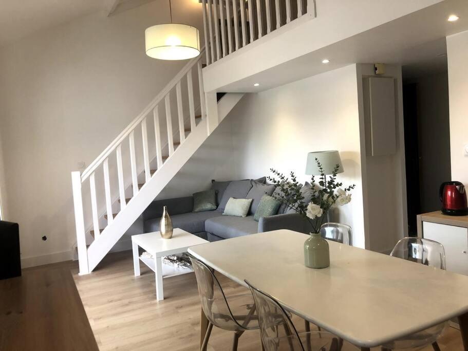 Appartement au coeur des pins, plage à 400 mètres 38 Avenue des Bosquets, 85100 La Rudelière